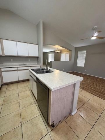 8568 W Hatcher Road, Peoria, AZ 85345