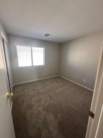 8568 W Hatcher Road, Peoria, AZ 85345