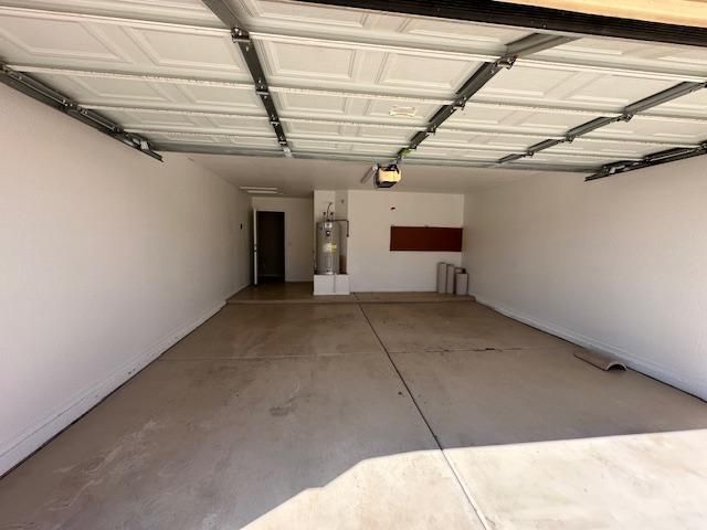 8568 W Hatcher Road, Peoria, AZ 85345