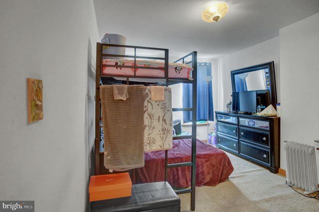 736 S SECOND STREET, Chambersburg, PA 17201