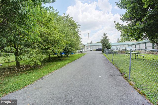 736 S SECOND STREET, Chambersburg, PA 17201