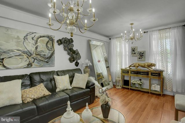 736 S SECOND STREET, Chambersburg, PA 17201