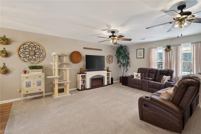 10083 Burkes Pond RD, Gloucester, VA 23061