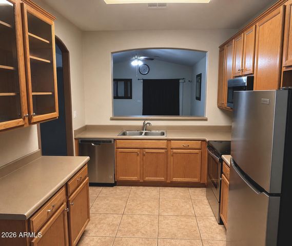 803 W SAINT ANNE Avenue, Phoenix, AZ 85041