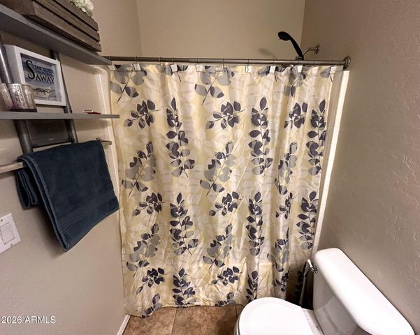 803 W SAINT ANNE Avenue, Phoenix, AZ 85041