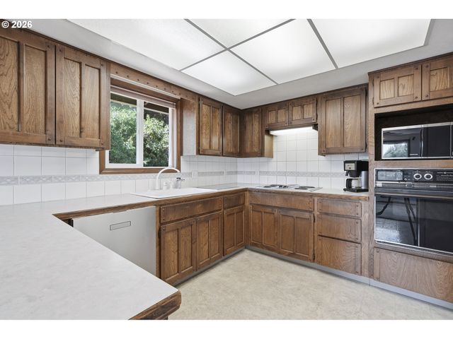 1611 17TH St, Oregon City, OR 97045