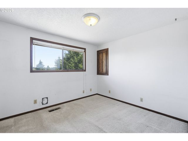 1611 17TH St, Oregon City, OR 97045