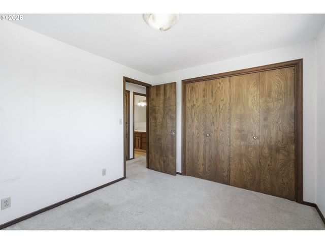1611 17TH St, Oregon City, OR 97045