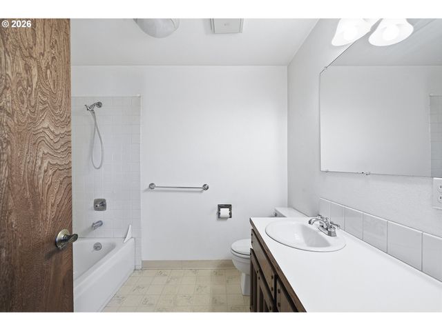 1611 17TH St, Oregon City, OR 97045