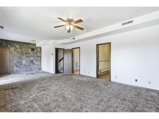 1611 17TH St, Oregon City, OR 97045