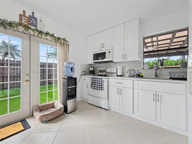 12702 SW 151st Ln, Miami, FL 33186