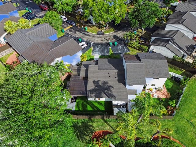 12702 SW 151st Ln, Miami, FL 33186