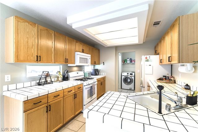 3425 Yorkminster Street, Las Vegas, NV 89129