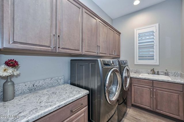 12484 W Tyler Trail, Peoria, AZ 85383