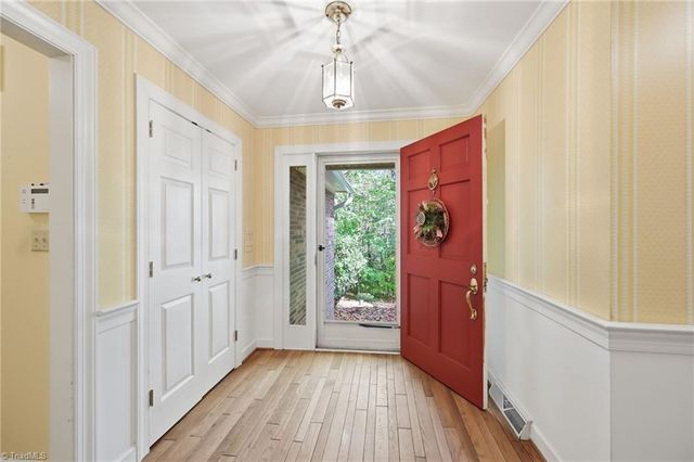 3830 Ryan Way, Winston-salem, NC 27106