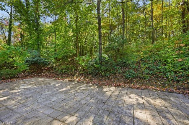3830 Ryan Way, Winston-salem, NC 27106