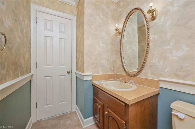 3830 Ryan Way, Winston-salem, NC 27106