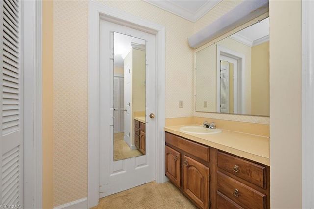 3830 Ryan Way, Winston-salem, NC 27106