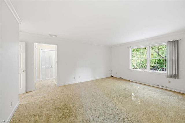 3830 Ryan Way, Winston-salem, NC 27106