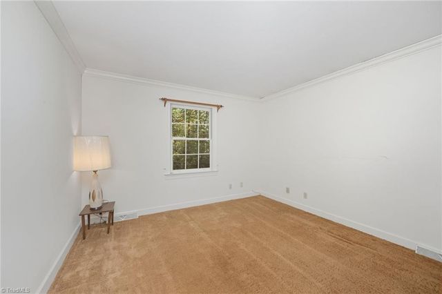 3830 Ryan Way, Winston-salem, NC 27106