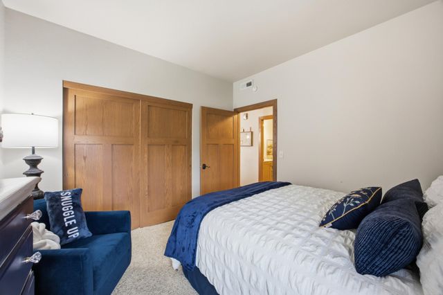 2817 35th Street S, Moorhead, MN 56560