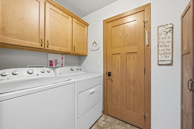 2817 35th Street S, Moorhead, MN 56560