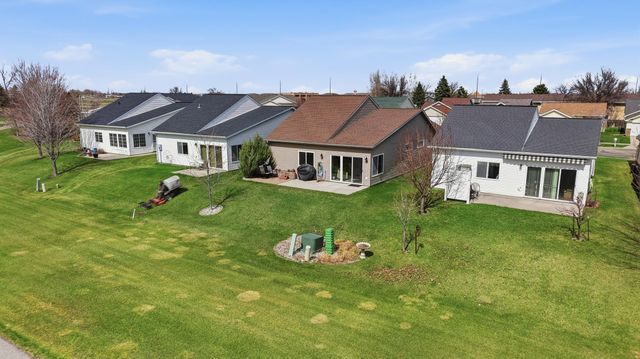 2817 35th Street S, Moorhead, MN 56560