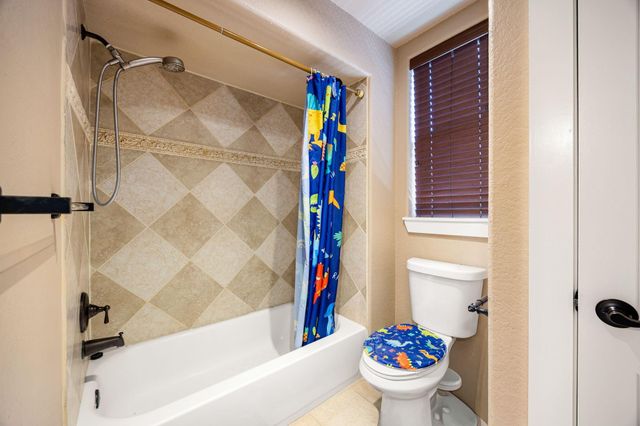 25207 Summer Chase Drive, Spring, TX 77389