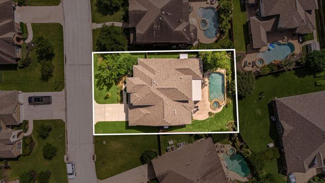 25207 Summer Chase Drive, Spring, TX 77389