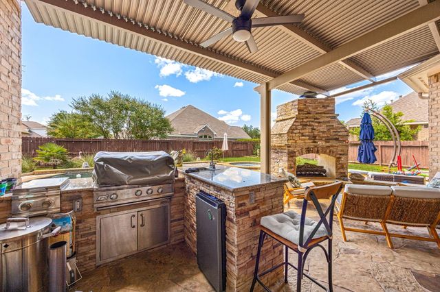 25207 Summer Chase Drive, Spring, TX 77389