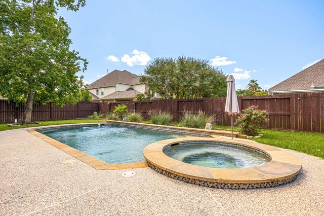 25207 Summer Chase Drive, Spring, TX 77389