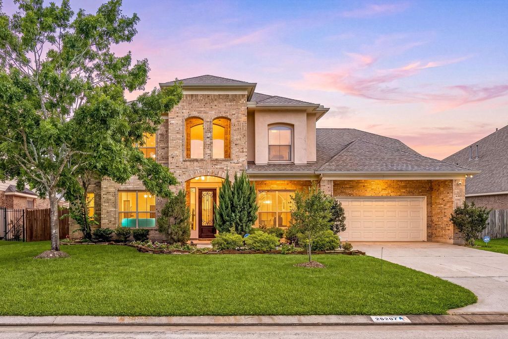 25207 Summer Chase Drive, Spring, TX 77389