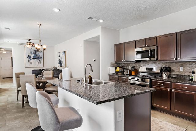 9216 Warm Stone Street NW, Albuquerque, NM 87114