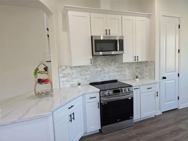 427 Vane Way, Crosby, TX 77532