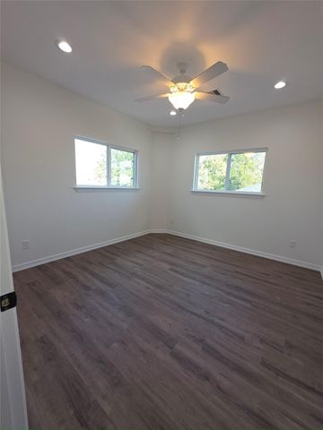 427 Vane Way, Crosby, TX 77532