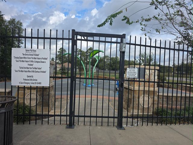 427 Vane Way, Crosby, TX 77532