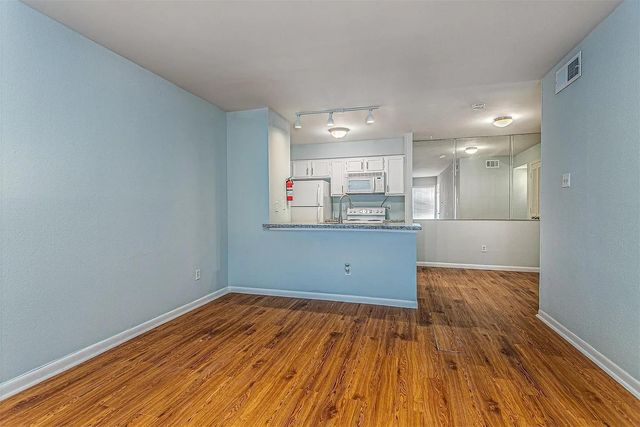 10001 Westpark Drive 63, Houston, TX 77042