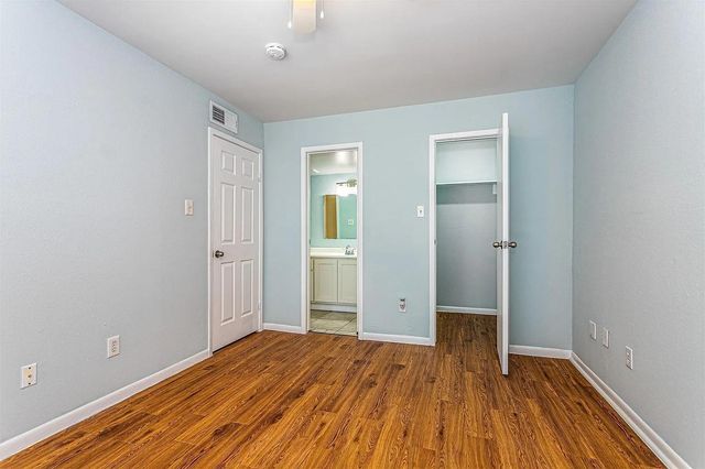 10001 Westpark Drive 63, Houston, TX 77042