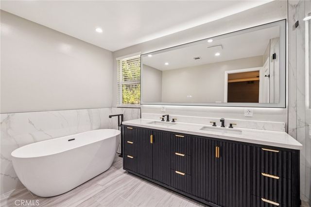 21317 Candice Pl, Chatsworth, CA 91311
