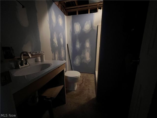 3965 Old Coopermill Road, Zanesville, OH 43701