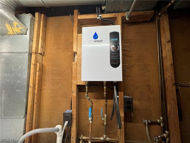 3965 Old Coopermill Road, Zanesville, OH 43701