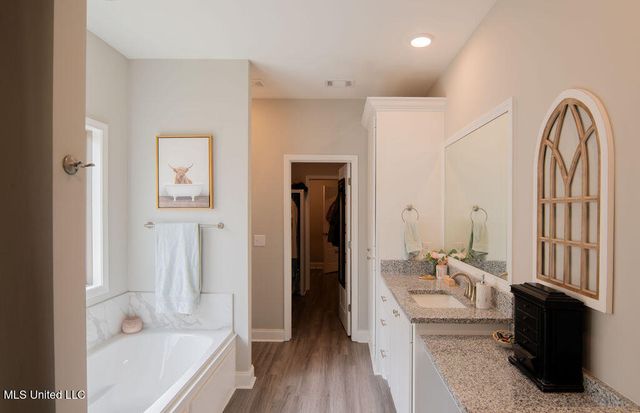 127 Serenity Lane, Pearl, MS 39208