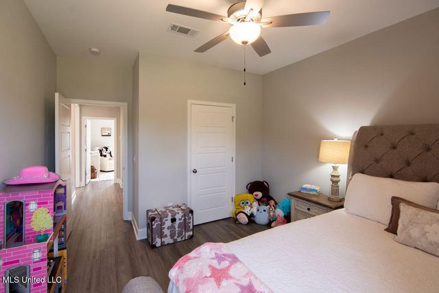 127 Serenity Lane, Pearl, MS 39208