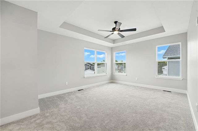 806 Glenn Circle, Raymore, MO 64083