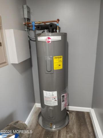 12C Easton Drive, Whiting, NJ 08759