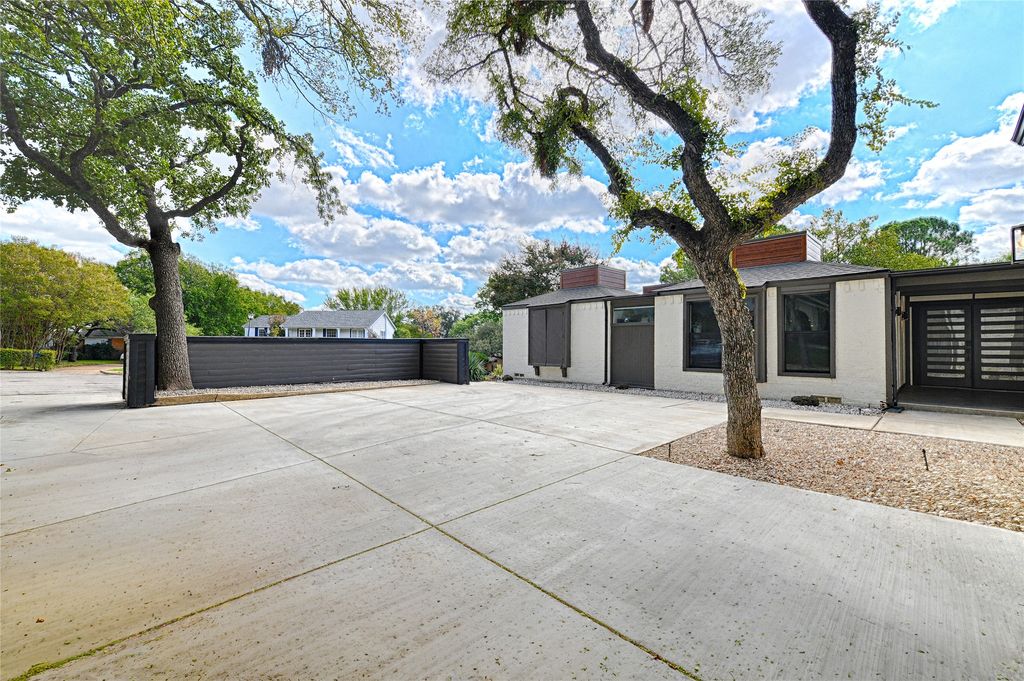 2909 Pacific Court, Irving, TX 75062 — photo 4