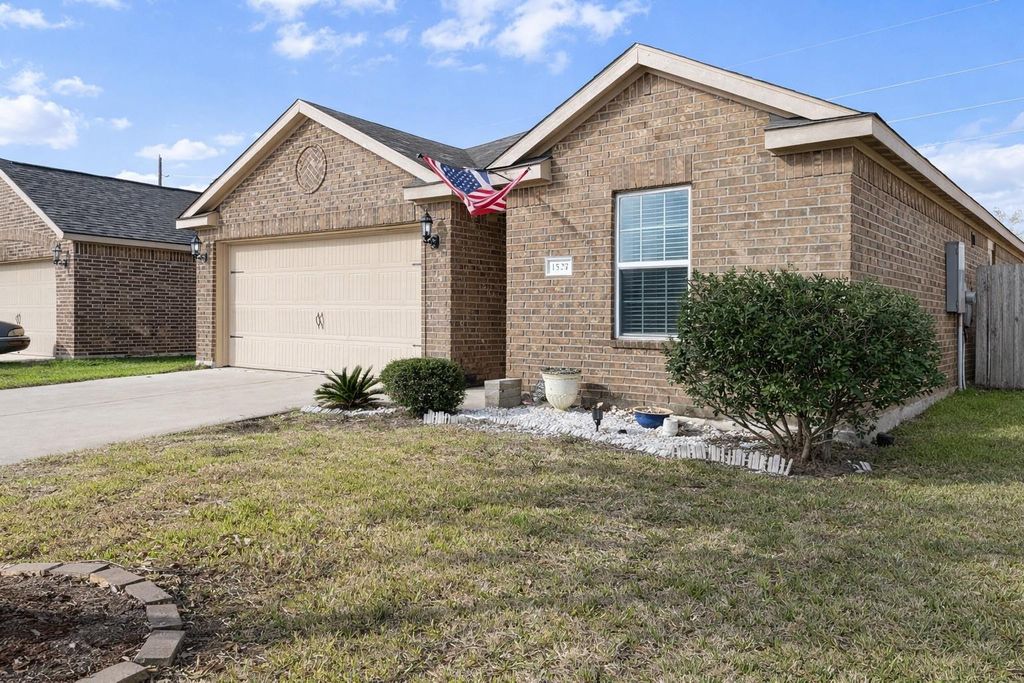 1527 Loose Stone Drive, Rosharon, TX 77583