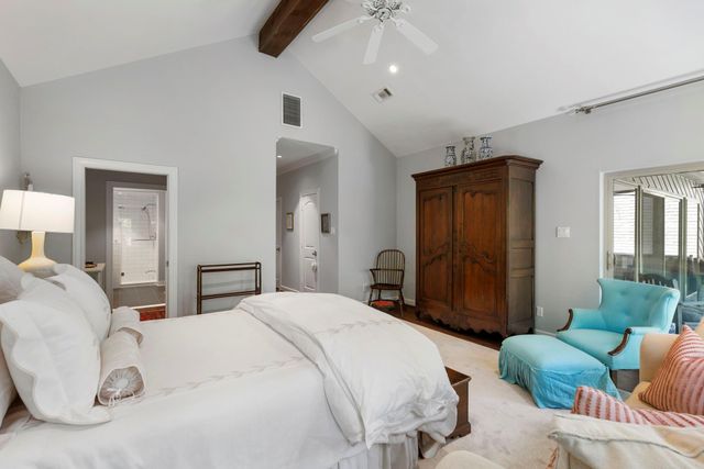 9598 Longmont Drive, Houston, TX 77063