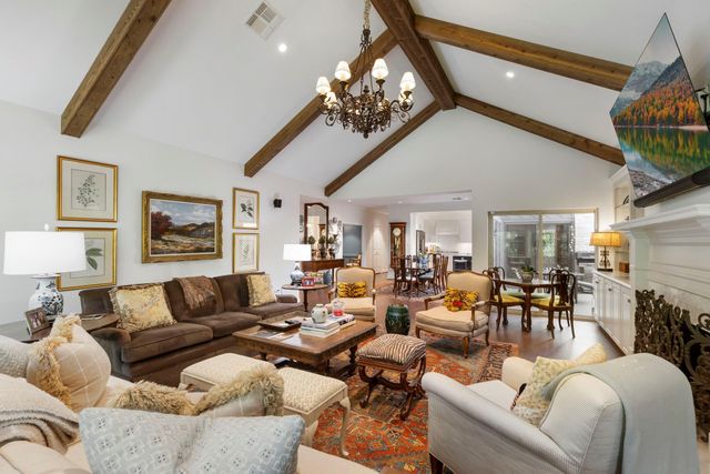 9598 Longmont Drive, Houston, TX 77063