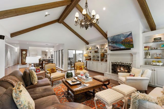 9598 Longmont Drive, Houston, TX 77063